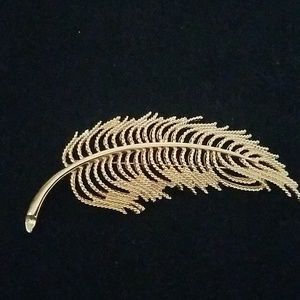 Vintage Monat Brooch